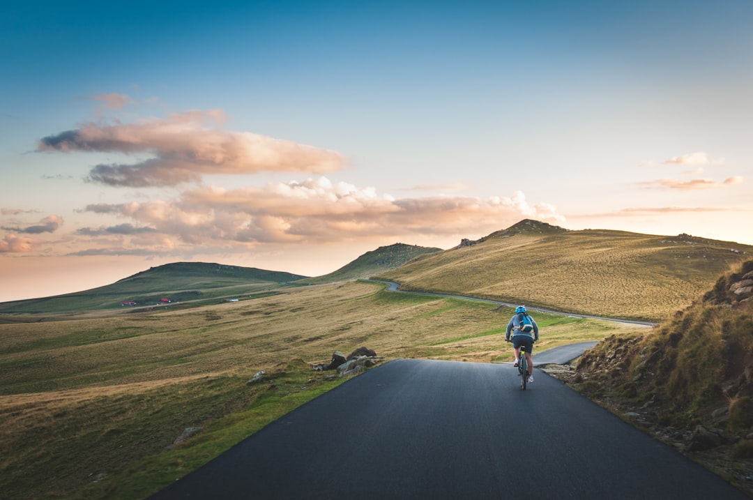 Unpacking the Joy of Budget-Friendly Adventures: Travel Without Breaking the Bank